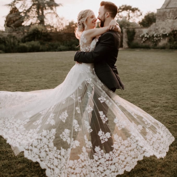 Botanical Summer Cotswolds Wedding